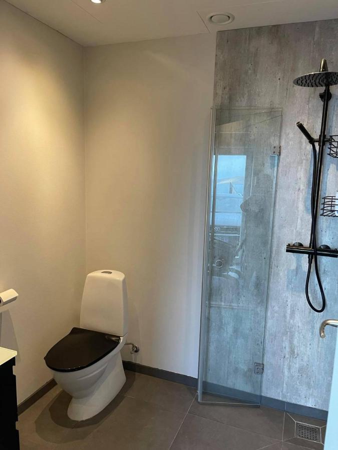 Modern Apartment With City & Oceanside View Tórshavn Buitenkant foto