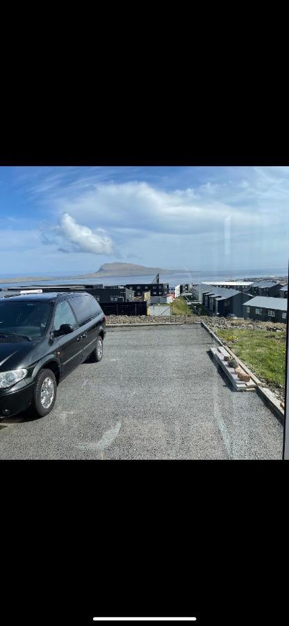 Modern Apartment With City & Oceanside View Tórshavn Buitenkant foto